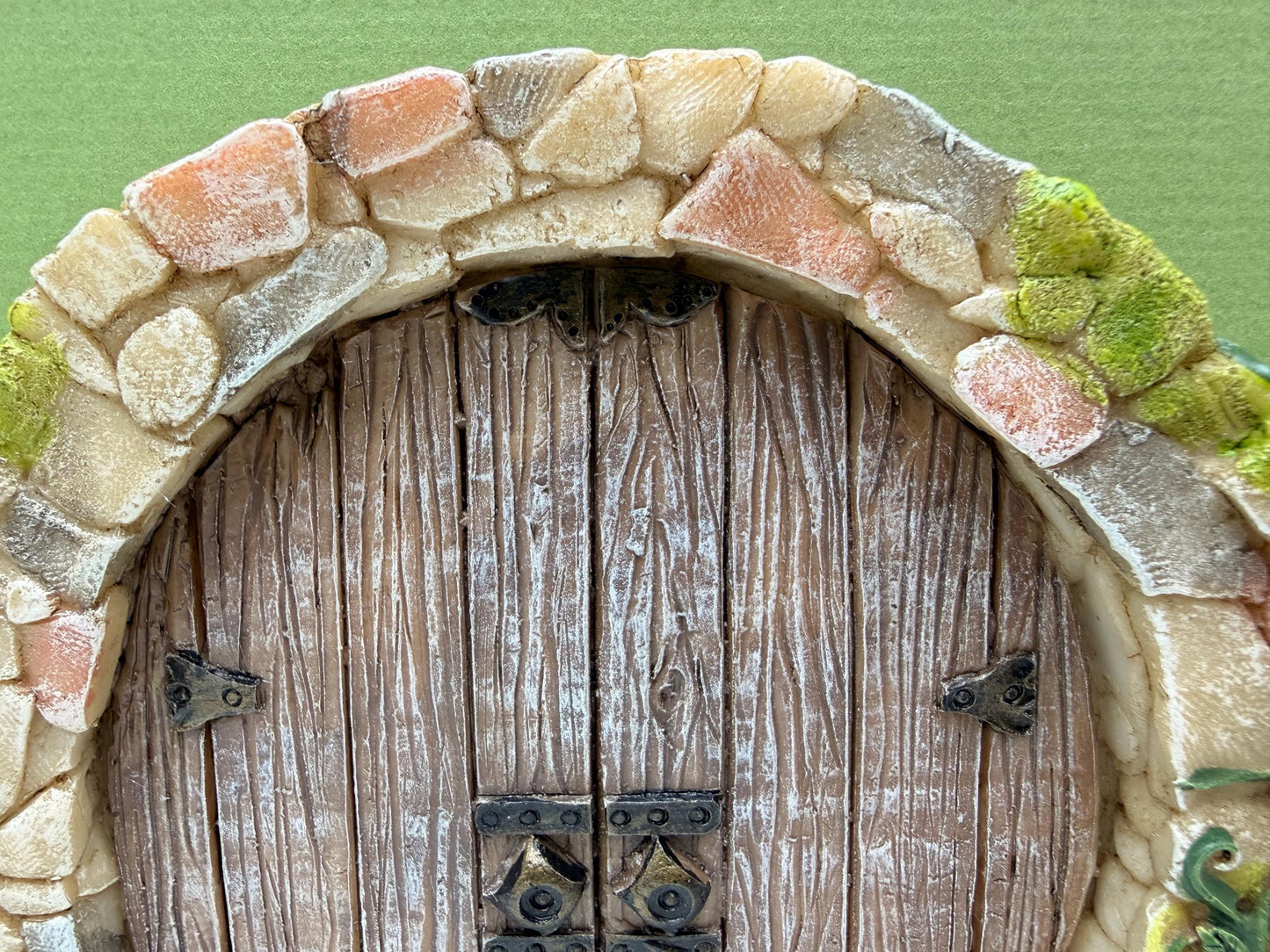 Round Cobblestone Door