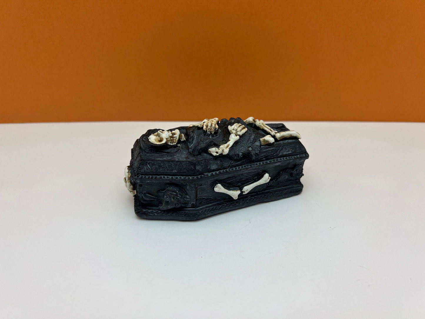 Skeleton Coffin Halloween