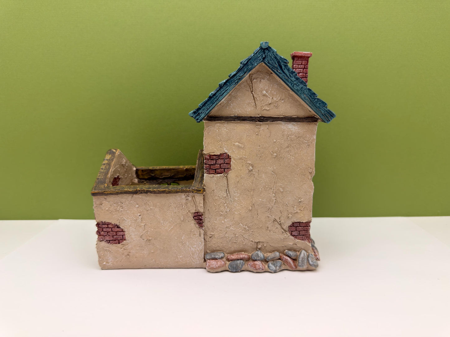 LED Gnome House with Planter