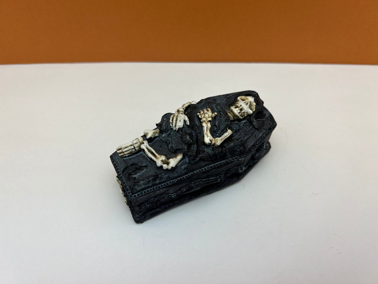 Skeleton Coffin Halloween