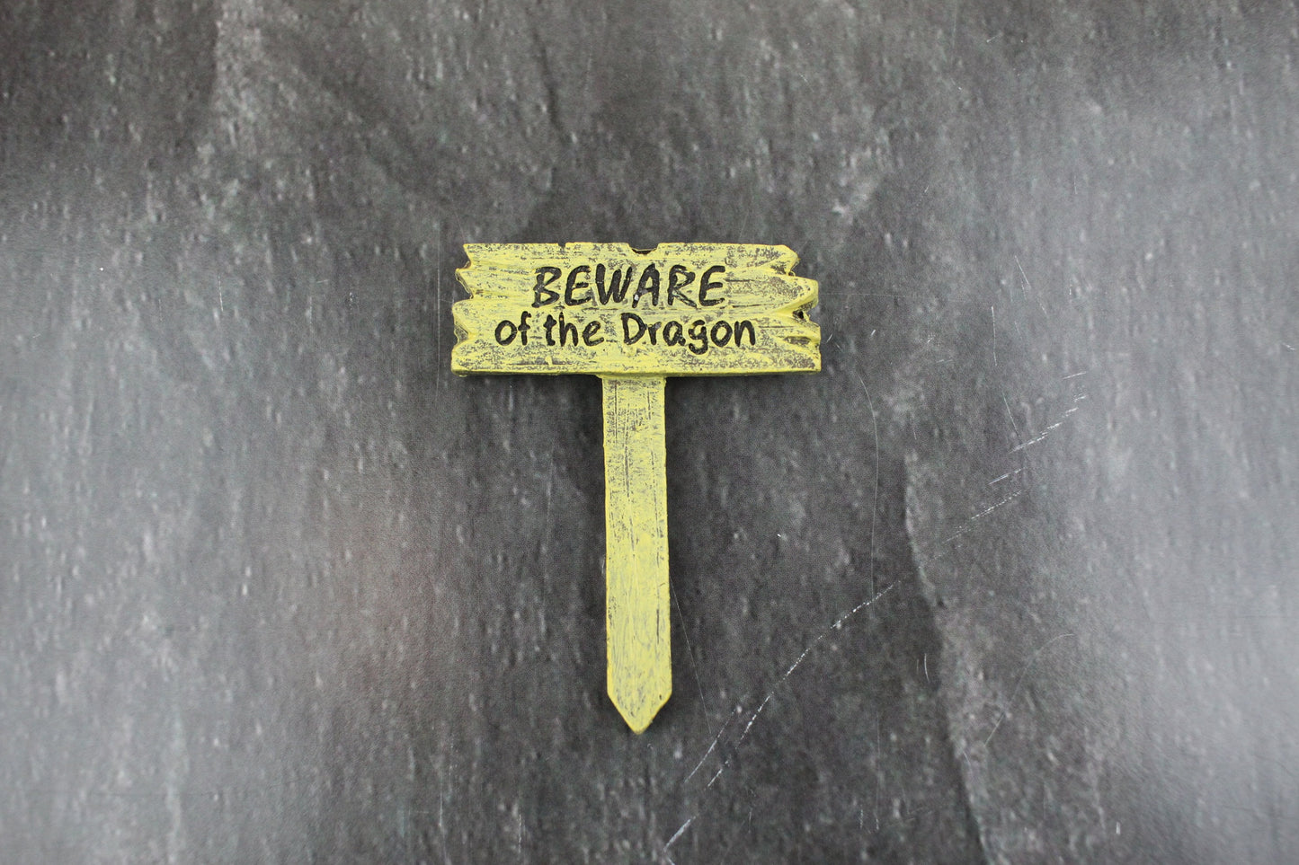Beware of Dragon sign