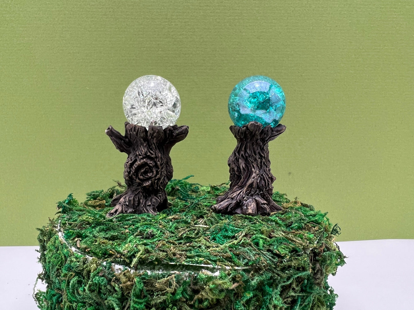 Resin/Glass Gazing Ball