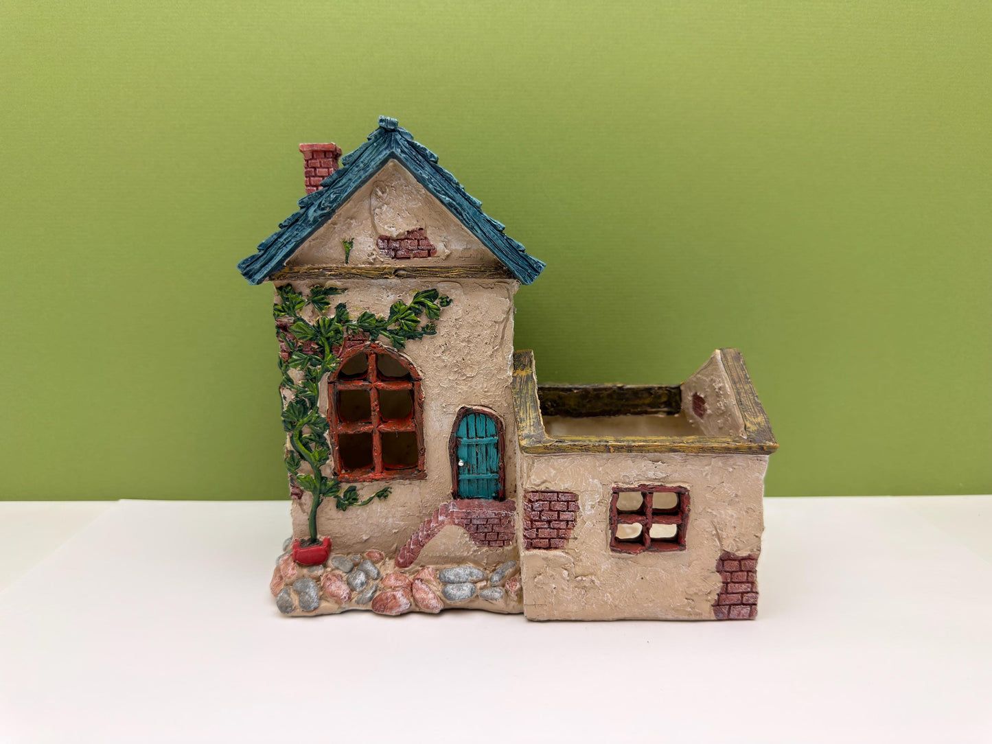 LED Gnome House with Planter