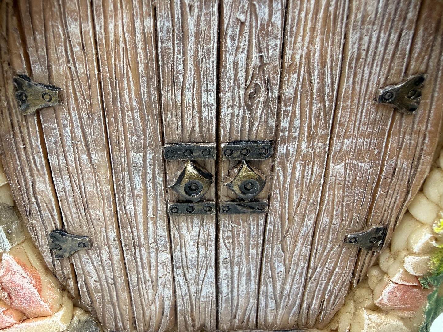 Round Cobblestone Door
