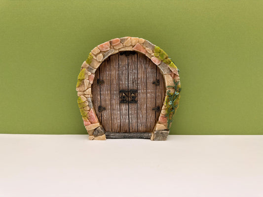 Round Cobblestone Door