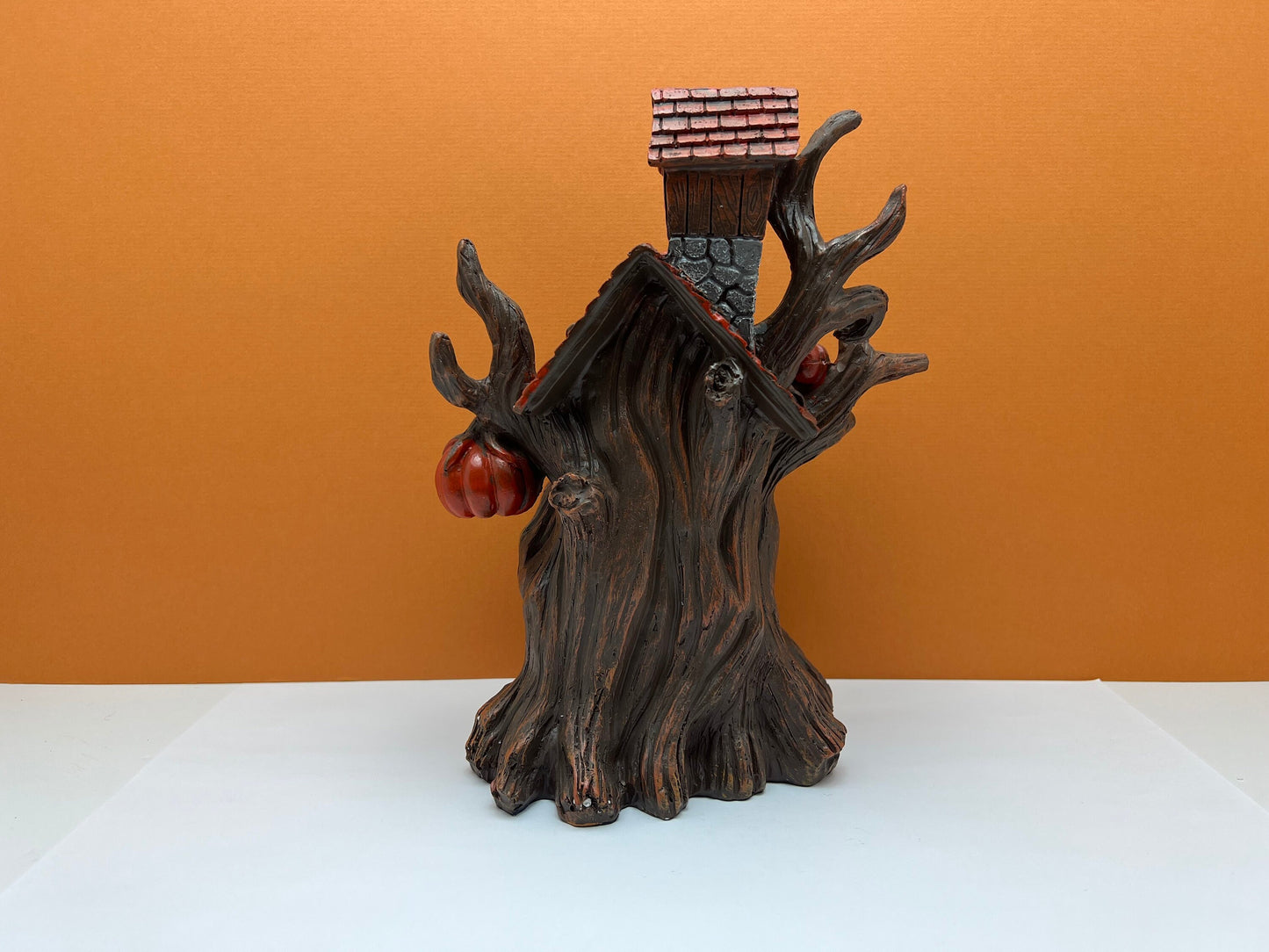 LED Spooky Tree House Halloween