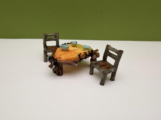 Leaf Table and Chair Set