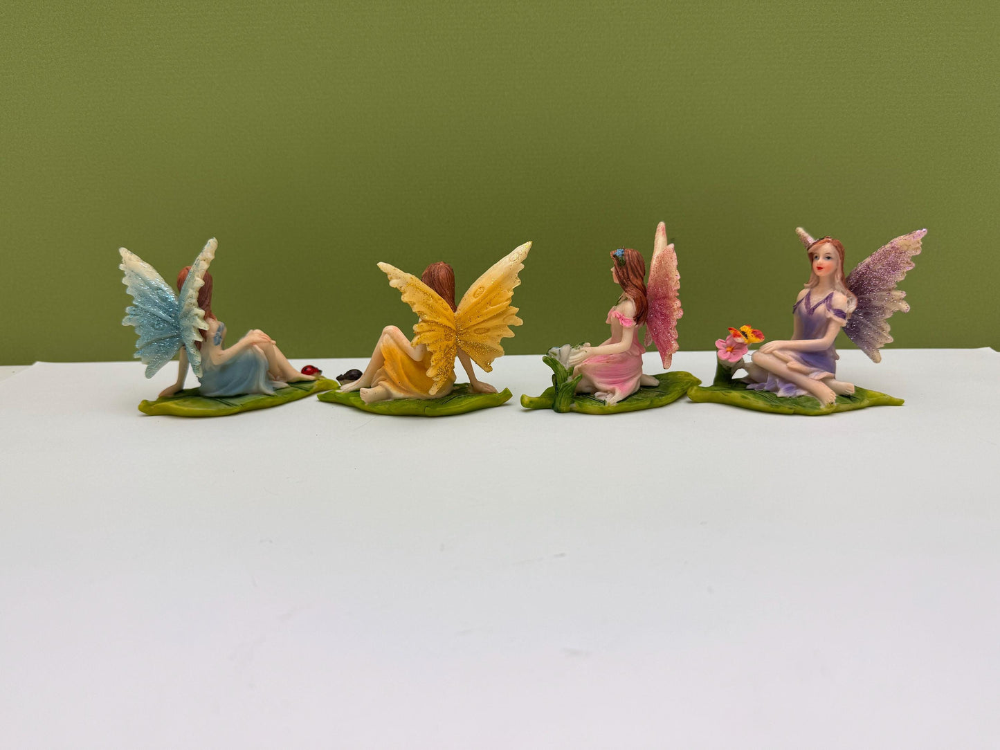 Fairies on Leaf