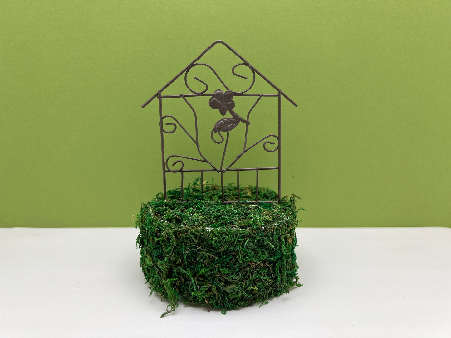 Flower Wire Trellis Rusty Brown